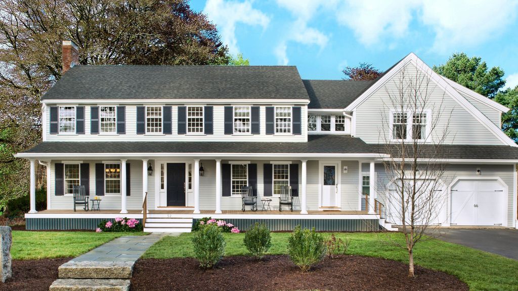 Lexington-Colonial_Exterior-Front-WithFlowerBlossoms-2.0